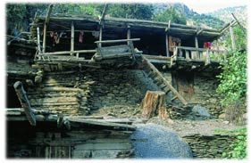 Poblado, une maison kalash